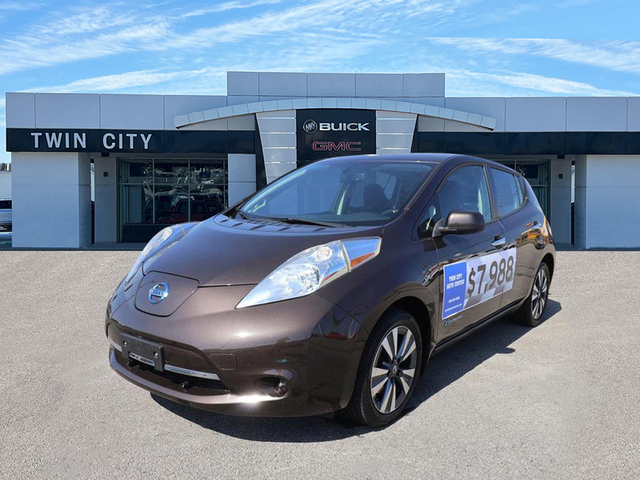 2016 Nissan LEAF SV