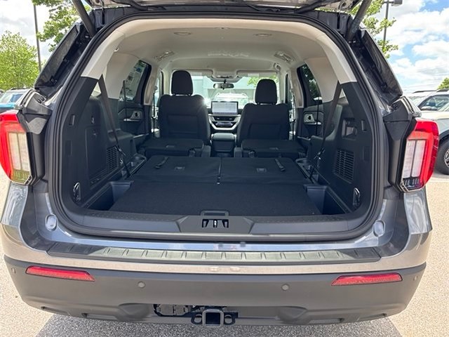 2025 Ford Explorer Active RWD