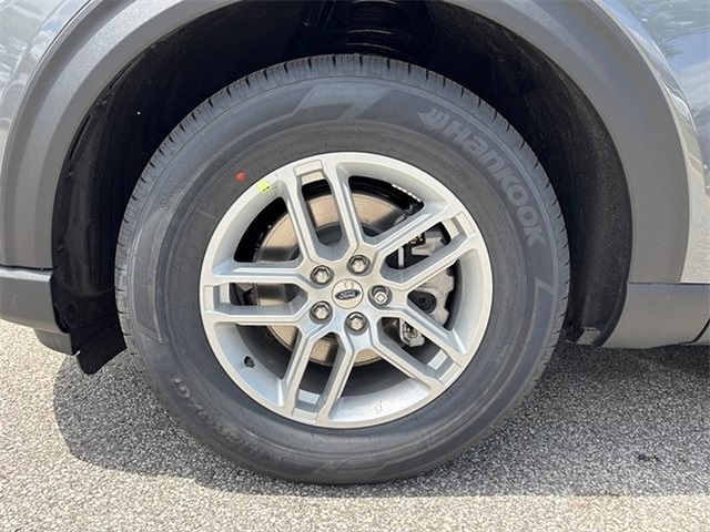 2025 Ford Explorer Active RWD