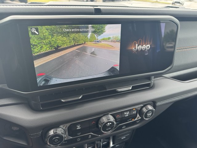 2025 Jeep Gladiator Mojave 4WD