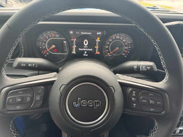 2025 Jeep Gladiator Mojave 4WD