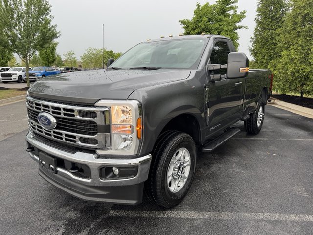 2025 Ford F-350 XLT 4WD