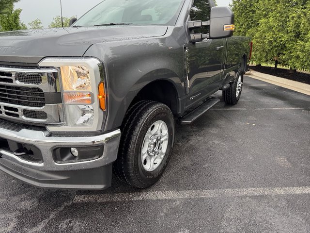 2025 Ford F-350 XLT 4WD