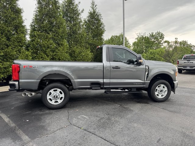 2025 Ford F-350 XLT 4WD