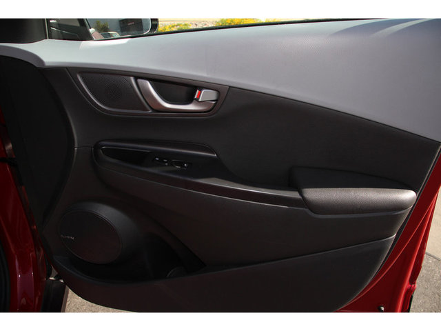 2021 Hyundai Kona Ultimate FWD