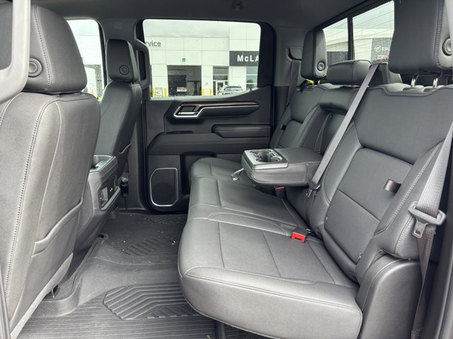 2023 Chevrolet Silverado 1500 LT Trail Boss 4WD 147WB