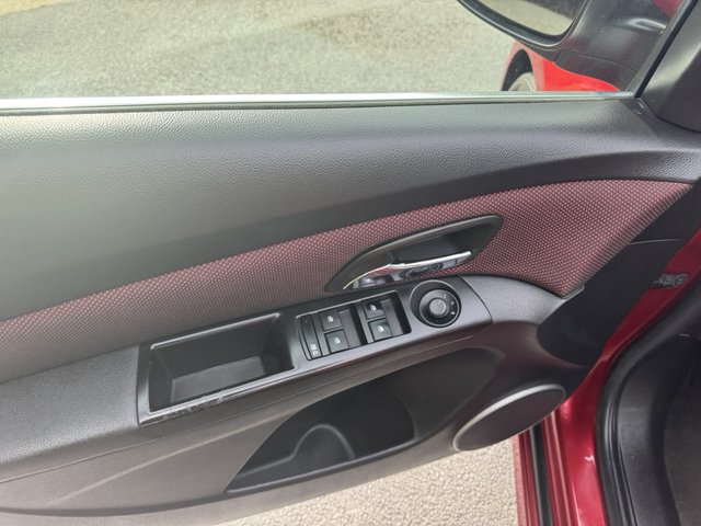 2012 Chevrolet Cruze LT w/1LT