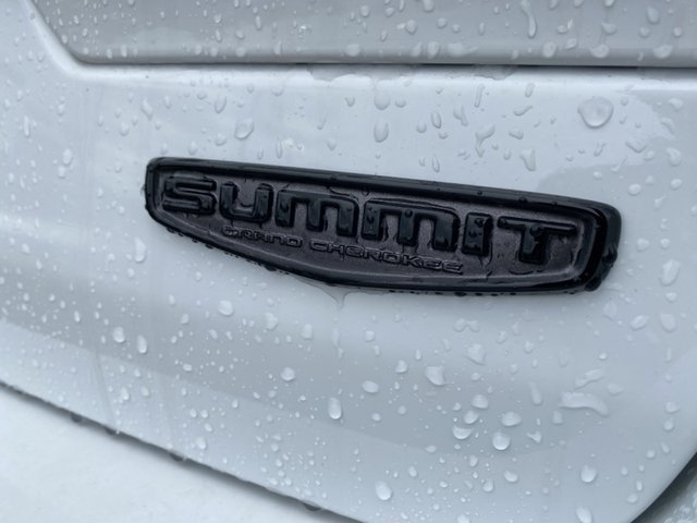 2025 Jeep Grand Cherokee Summit Reserve 4WD