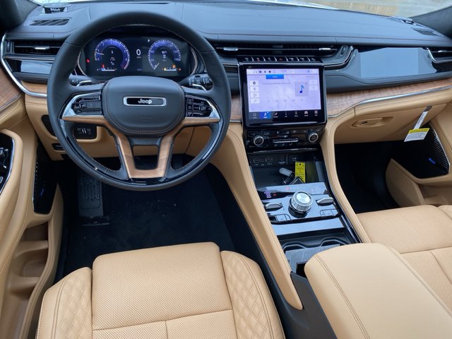 2025 Jeep Grand Cherokee Summit Reserve 4WD