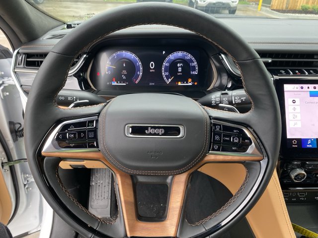 2025 Jeep Grand Cherokee Summit Reserve 4WD