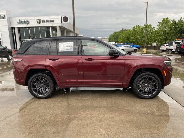 2025 Jeep Grand Cherokee Summit Reserve 4WD