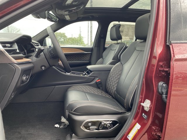 2025 Jeep Grand Cherokee Summit Reserve 4WD
