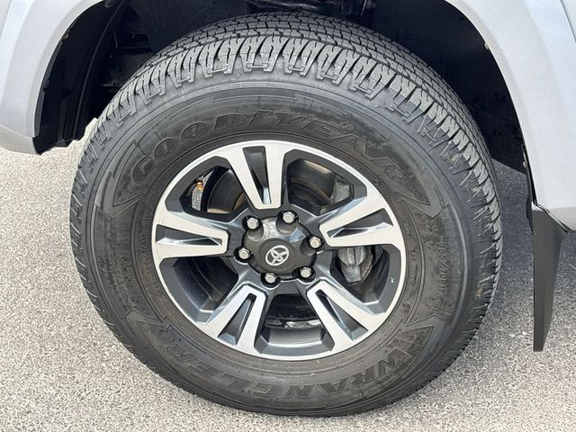2017 Toyota Tacoma 4WD