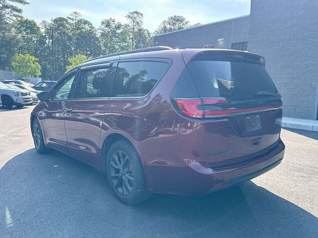 2021 Chrysler Pacifica Touring