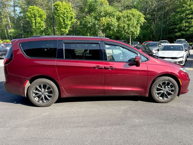 2021 Chrysler Pacifica Touring