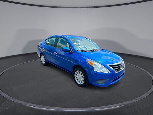 2016 Nissan Versa SV