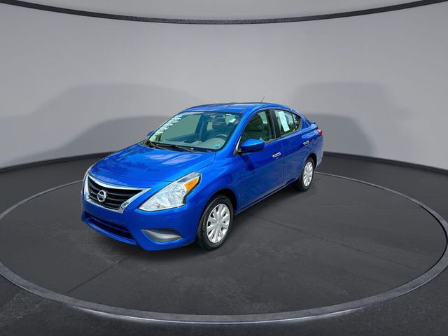 2016 Nissan Versa SV