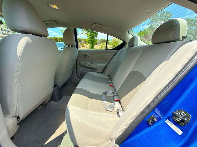 2016 Nissan Versa SV