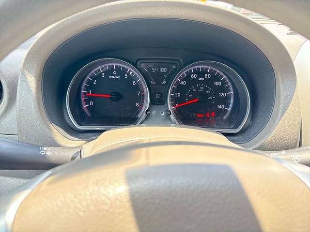 2016 Nissan Versa SV