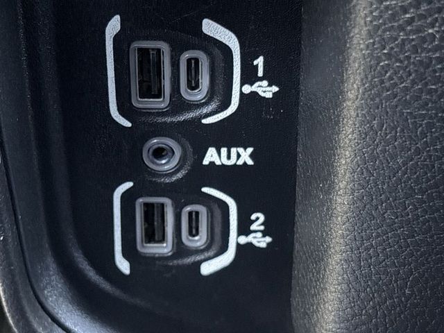 2021 Ram 2500 Big Horn 4WD 6ft4 Box