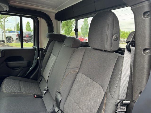 2025 Jeep Gladiator Mojave 4WD