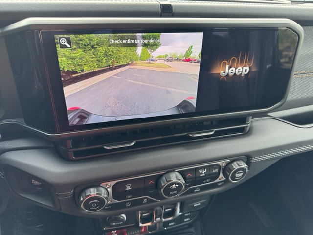 2025 Jeep Gladiator Mojave 4WD