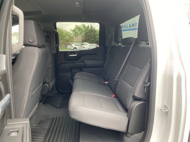 2025 Chevrolet Silverado 1500 Custom 4WD 147WB