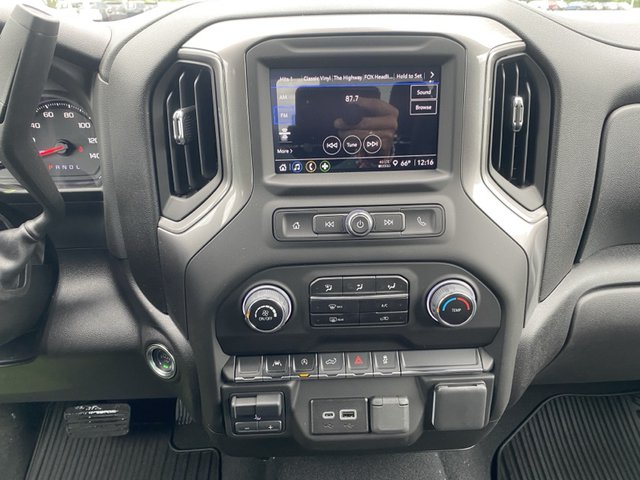 2025 Chevrolet Silverado 1500 Custom 4WD 147WB