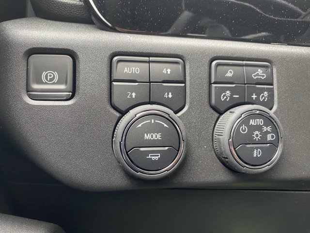 2025 Chevrolet Silverado 1500 LT Trail Boss 4WD 147WB