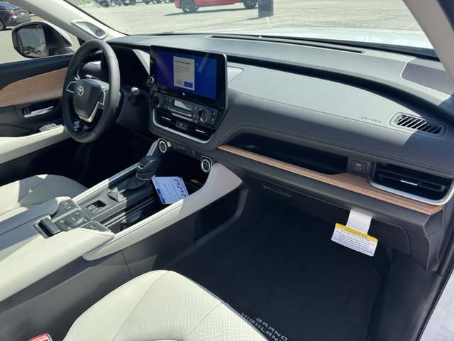2025 Toyota Grand Highlander Limited AWD