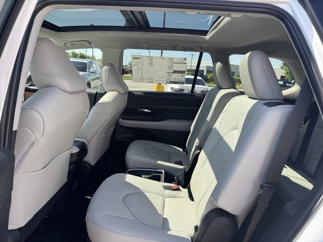 2025 Toyota Grand Highlander Limited AWD