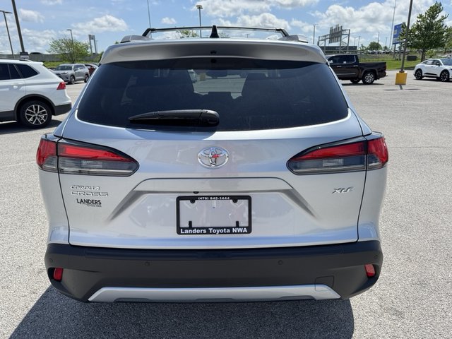 2025 Toyota Corolla XLE FWD Cross