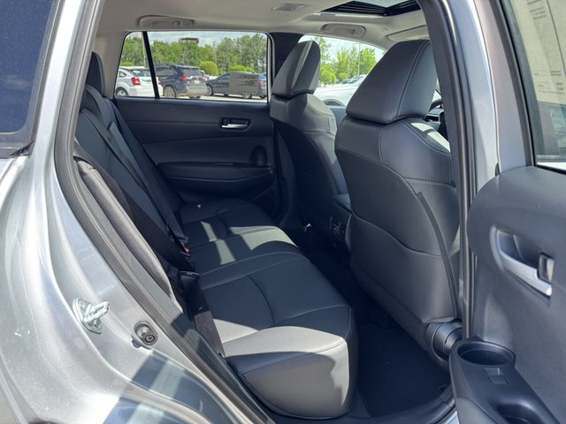 2025 Toyota Corolla XLE FWD Cross