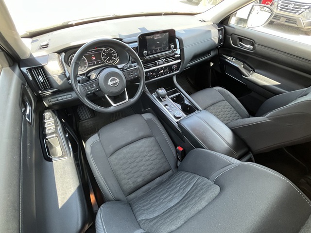 2022 Nissan Pathfinder SV 4WD