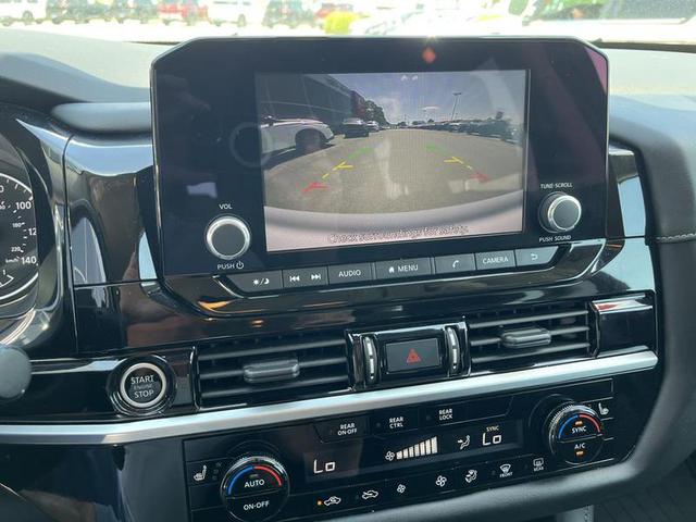 2022 Nissan Pathfinder SV 4WD