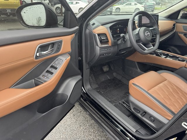 2024 Nissan Rogue Platinum AWD