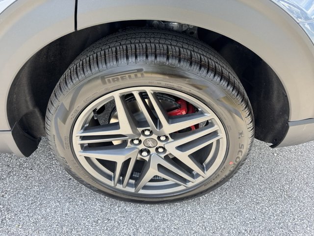 2025 Ford Explorer ST 4WD