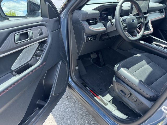 2025 Ford Explorer ST 4WD