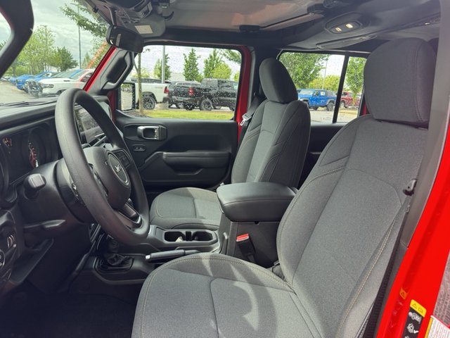 2025 Jeep Gladiator Sport 4WD