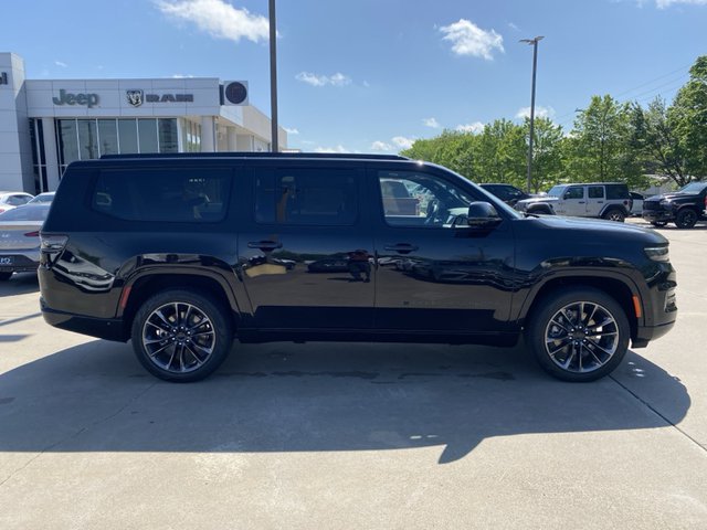2025 Jeep Grand Wagoneer Series III Obsidian 4WD L