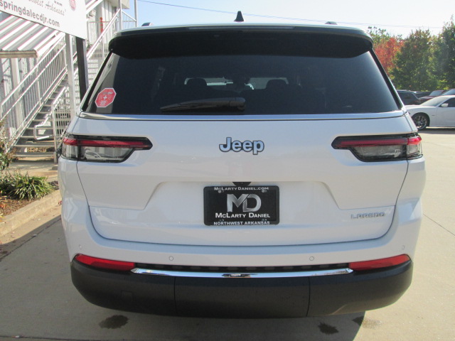 2025 Jeep Grand Cherokee Laredo 2WD L
