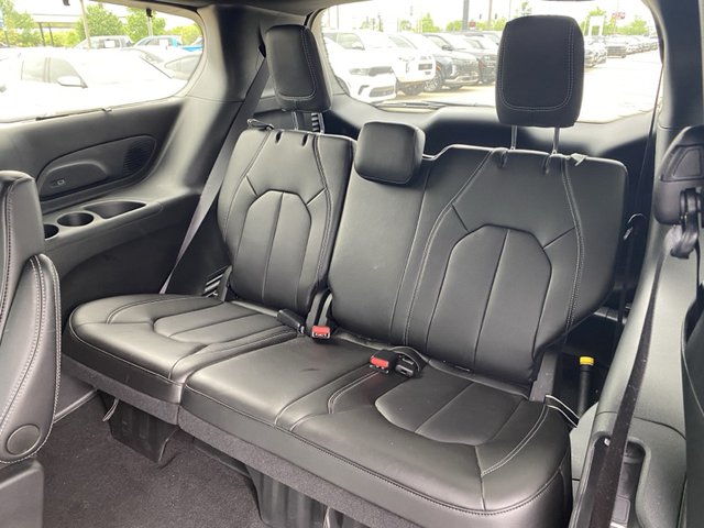 2025 Chrysler Pacifica Select AWD