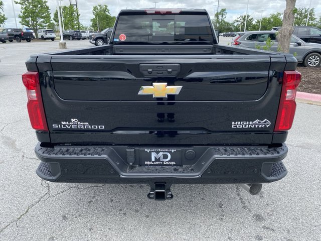 2025 Chevrolet Silverado 3500HD High Country 4WD 172WB