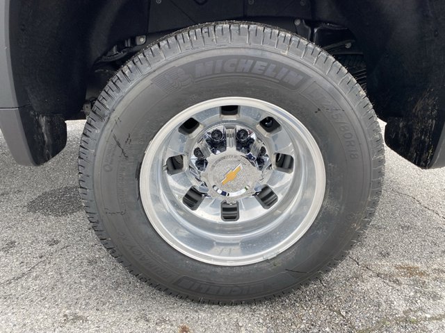 2025 Chevrolet Silverado 3500HD High Country 4WD 172WB