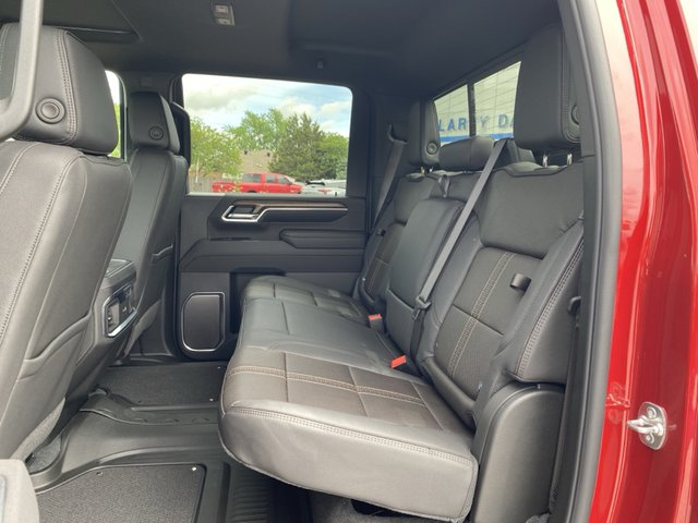 2025 Chevrolet Silverado 3500HD High Country 4WD 172WB