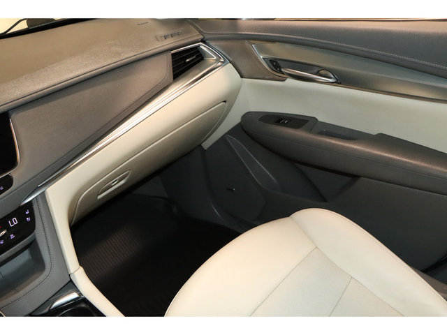 2022 Cadillac XT5 Premium Luxury FWD