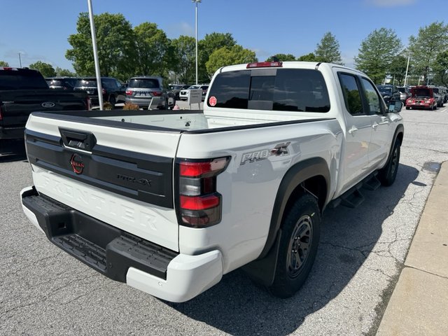 2025 Nissan Frontier PRO-4X 4WD