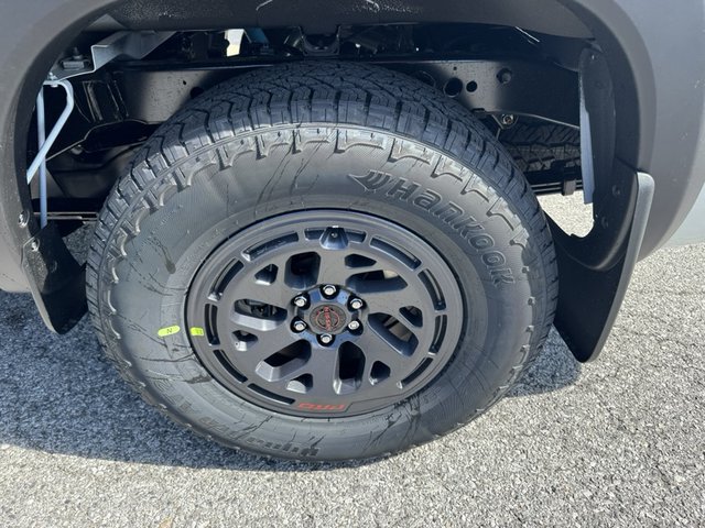 2025 Nissan Frontier PRO-4X 4WD