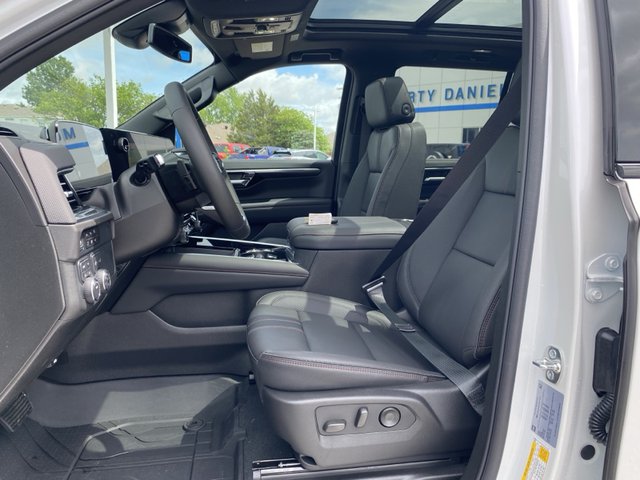 2025 Chevrolet Tahoe RST 4WD