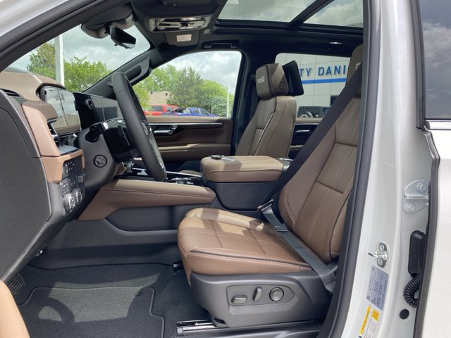 2025 Chevrolet Tahoe High Country 4WD